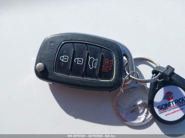Hyundai TUCSON SE 2016 KM8J33A42GU103708 Image 11