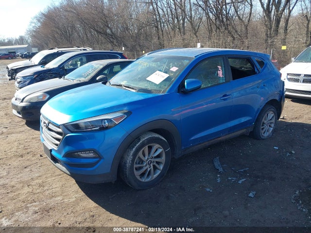 Hyundai TUCSON SE 2016 KM8J33A42GU103708 Image 2