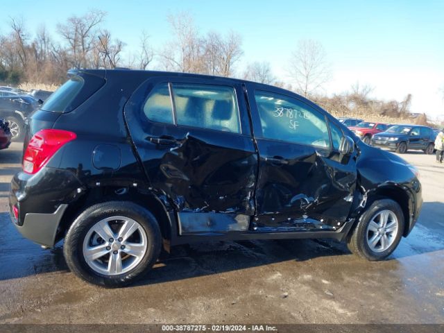 3GNCJNSB2LL296546 Chevrolet Trax Awd Ls