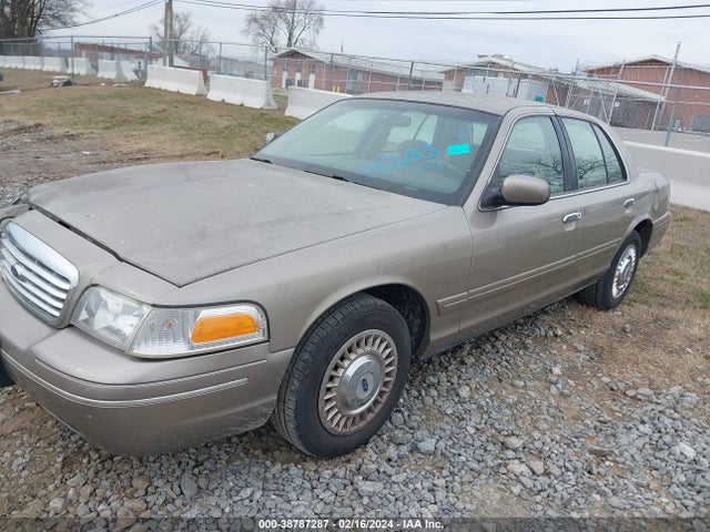 2001 FORD CROWN VICTORIA VIN: 2FAFP73W91X147683