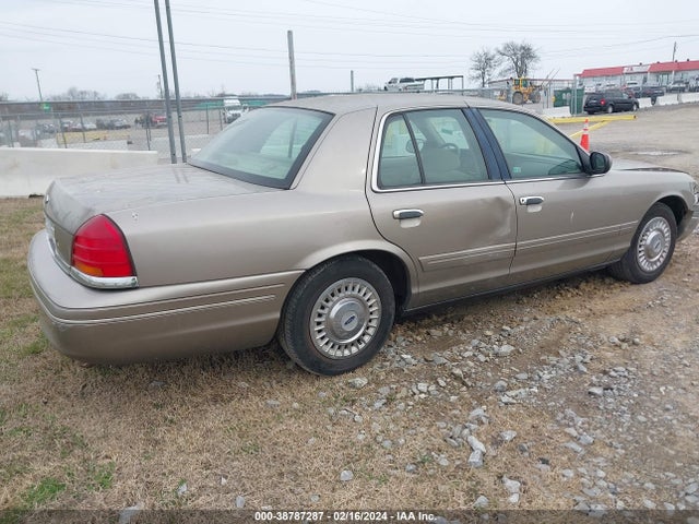 2001 FORD CROWN VICTORIA VIN: 2FAFP73W91X147683