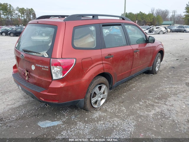 2011 SUBARU FORESTER 2.5X VIN: JF2SHABC2BH738032