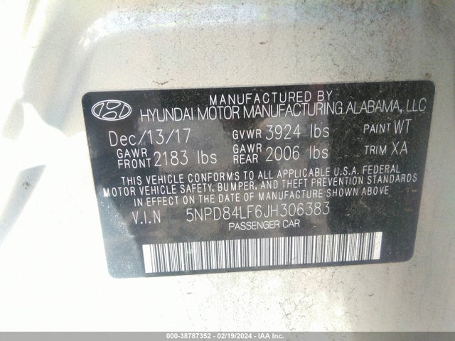 Hyundai Elantra Value Edition 2018 5NPD84LF6JH306383 Image 9