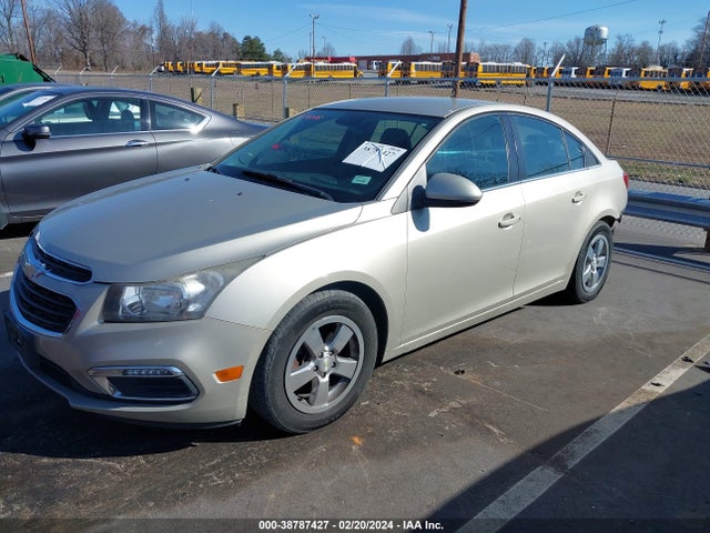 Chevrolet Cruze 1lt Auto 2015 1G1PC5SB2F7233792 Image 2