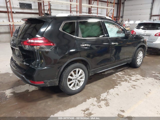38787430 :رقم المزاد ، KNMAT2MV1HP513578 vin ، 2017 Nissan Rogue Sv مزاد بيع