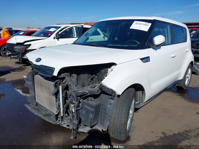 KIA Soul 2018 KNDJN2A29J7541686 Image 2
