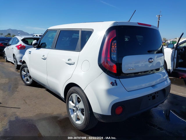 KIA Soul 2018 KNDJN2A29J7541686 Image 3