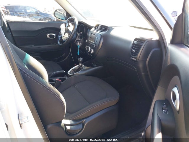 KIA Soul 2018 KNDJN2A29J7541686 Image 5