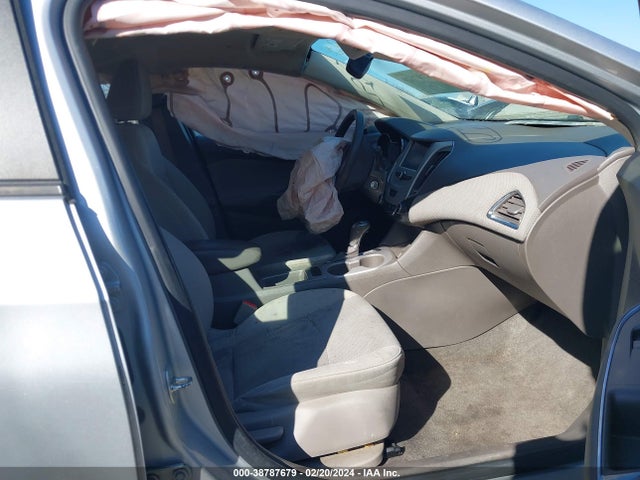 Chevrolet Cruze Ls Auto 2018 1G1BC5SM8J7220629 Image 5