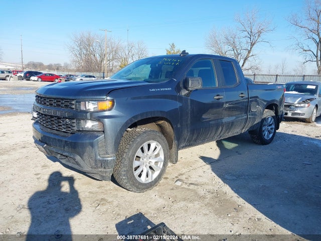 Chevrolet Silverado 1500 Custom 2019 1GCRYBEF0KZ406190 Image 2