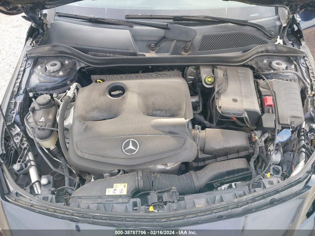 Mercedes-Benz CLA 250 2018 WDDSJ4EB4JN637135 Image 10