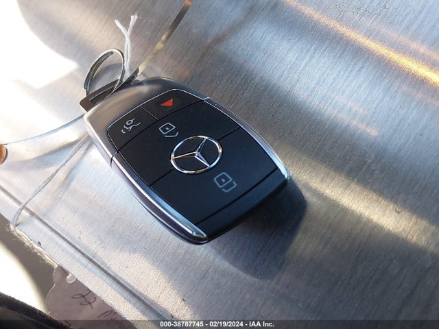 W1N0G8DB3NG097790 Mercedes-Benz Glc 300 Suv