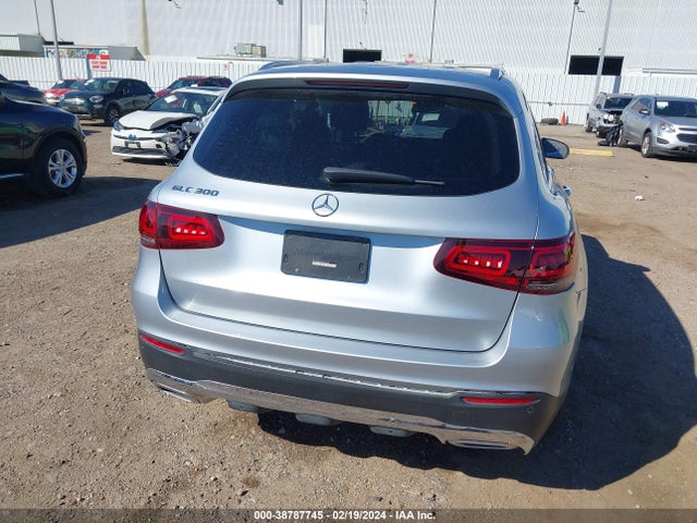 W1N0G8DB3NG097790 Mercedes-Benz Glc 300 Suv