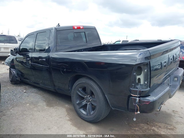 RAM 1500 Night Quad Cab 4x4 6'4 Box 2017 1C6RR7HT2HS811990 Image 14