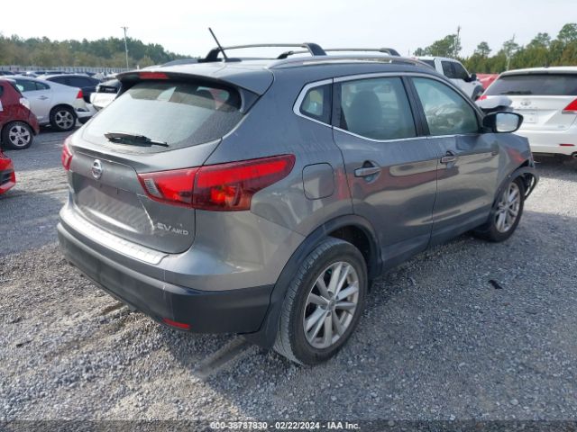 JN1BJ1CR9JW205775 Nissan Rogue Sport Sv