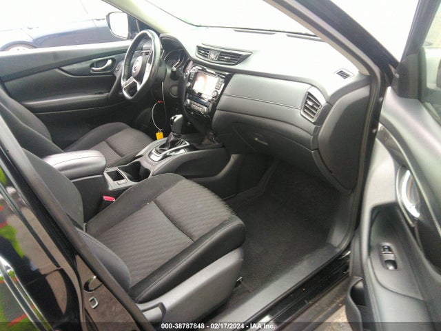 Nissan ROGUE SV 2017 KNMAT2MT2HP594024 Image 5