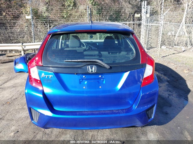 Honda FIT LX 2017 3HGGK5G53HM704212 Image 17
