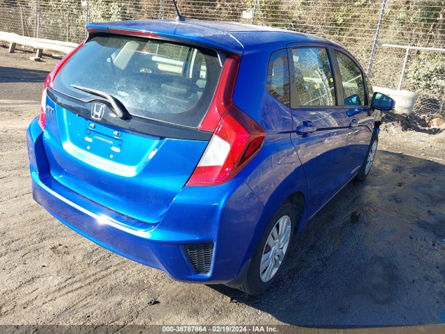 Honda FIT LX 2017 3HGGK5G53HM704212 Image 4