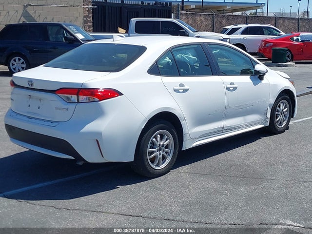 Toyota Corolla Hybrid Le 2022 JTDEAMDE8N3011026 Image 4