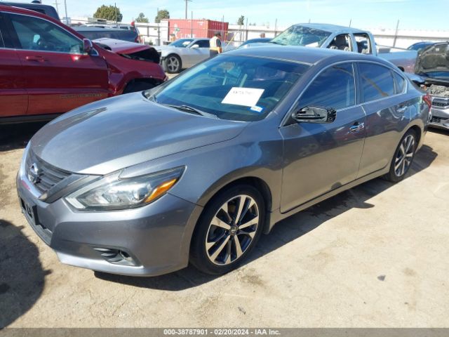 1N4AL3AP2HN308994 Nissan Altima 2.5 Sr
