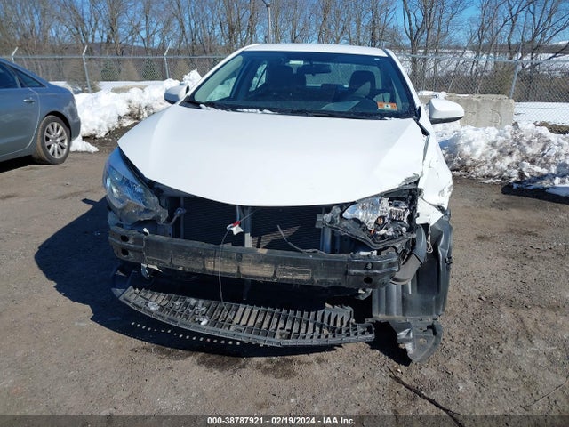 Toyota COROLLA LE 2016 5YFBURHE3GP565330 Image 6