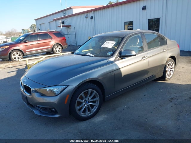 BMW 320i Xdrive 2016 WBA8E5G50GNU20564 Image 2