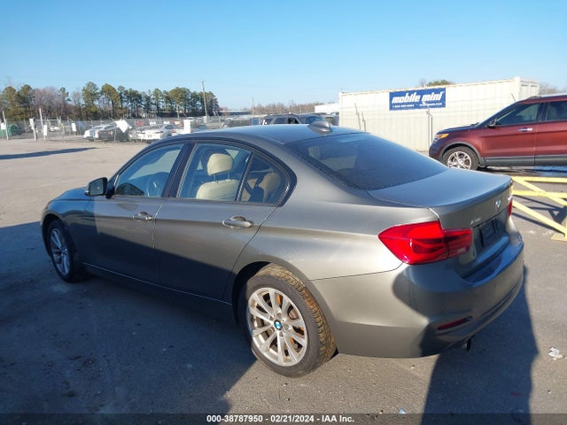 BMW 320i Xdrive 2016 WBA8E5G50GNU20564 Image 3