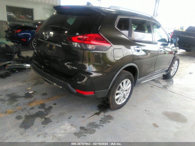 2017 NISSAN ROGUE SV VIN: KNMAT2MV5HP562993