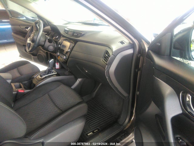 2017 NISSAN ROGUE SV VIN: KNMAT2MV5HP562993