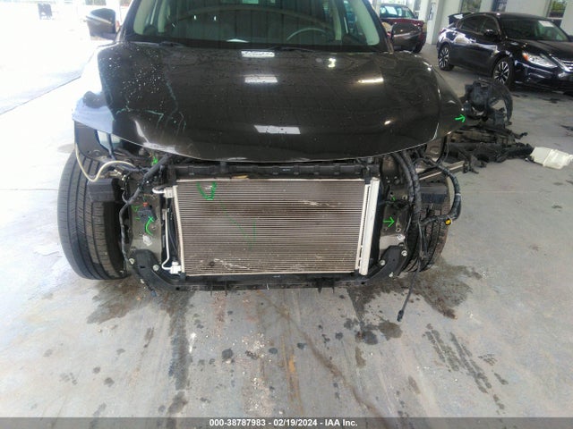 2017 NISSAN ROGUE SV VIN: KNMAT2MV5HP562993