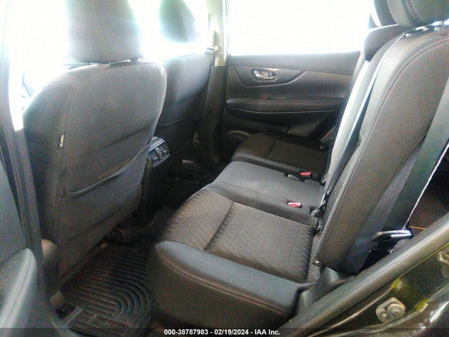 2017 NISSAN ROGUE SV VIN: KNMAT2MV5HP562993