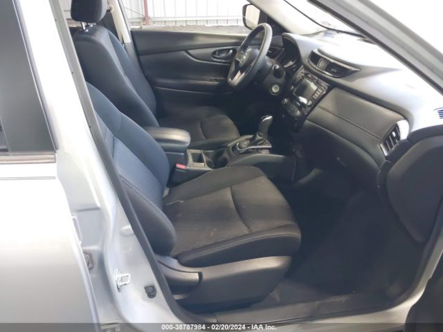 JN8AT2MT3LW030630 Nissan Rogue S Fwd