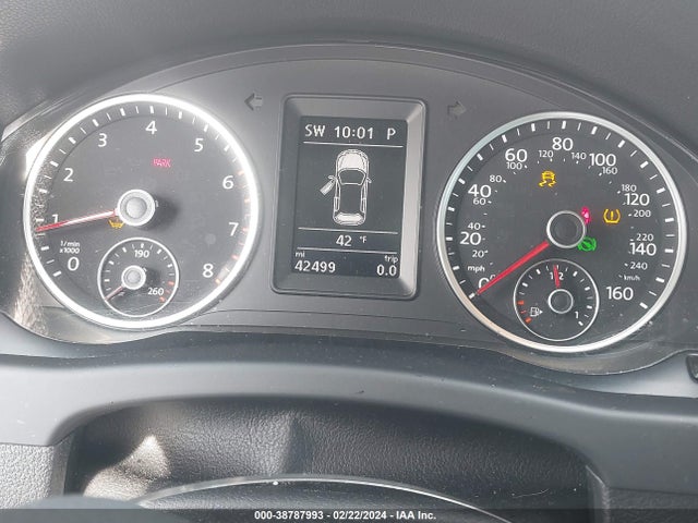 Продажа на аукционе авто 2016 Volkswagen Tiguan Se, vin: WVGBV7AX0GW583266, номер лота: 38787993