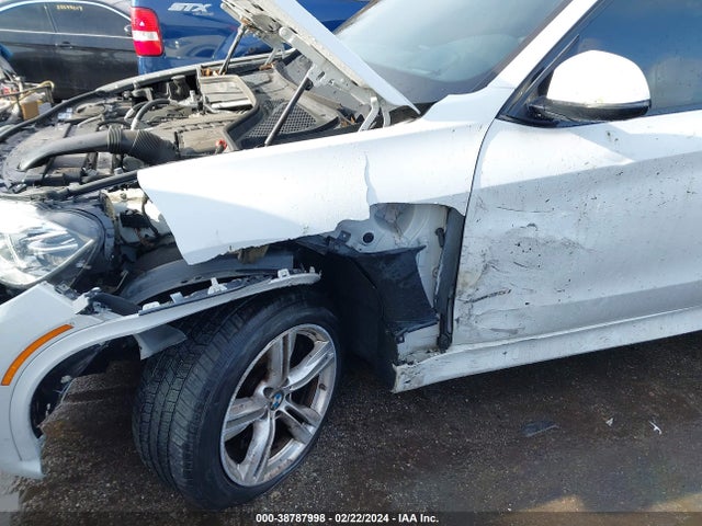 BMW X5 Xdrive35i 2017 5UXKR0C37H0V70138 Image 6