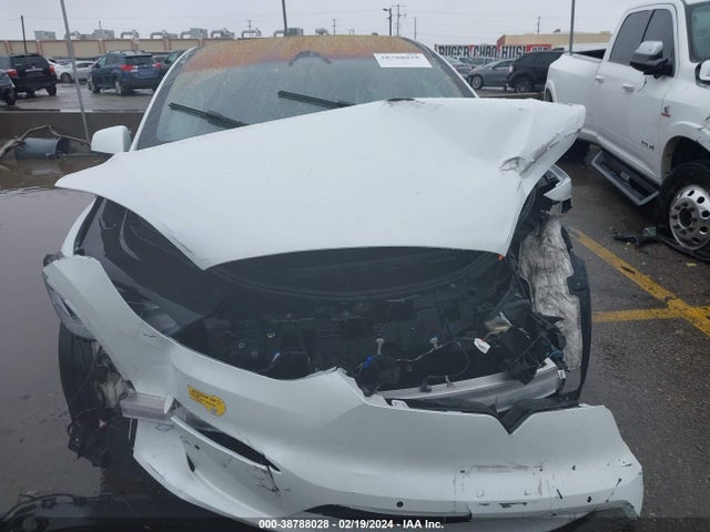 2022 TESLA MODEL X DUAL MOTOR ALL-WHEEL DRIVE/PLAID TRI MOTOR ALL-WHEEL DRIVE VIN: 7SAXCDE52NF339677