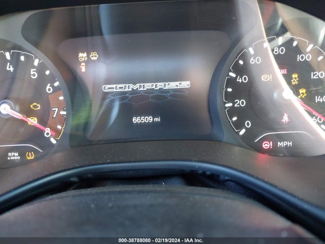 Jeep Compass Latitude Lux 4x4 2022 3C4NJDFB7NT129964 Image 7