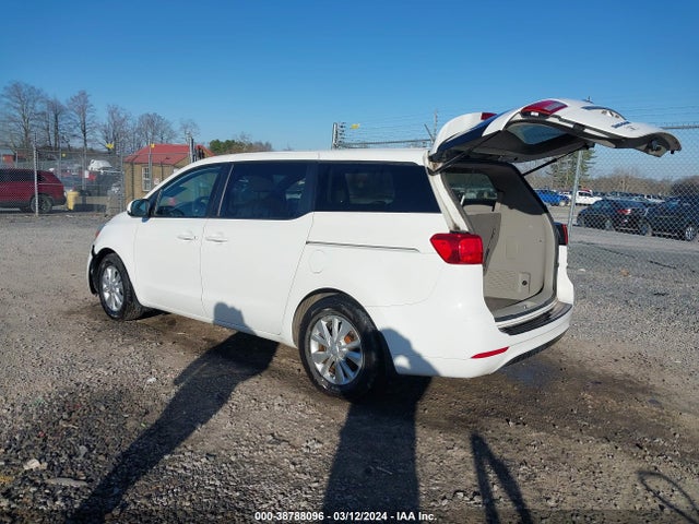 KIA SEDONA LX 2017 KNDMB5C17H6307509 Image 3