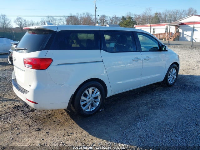 KIA SEDONA LX 2017 KNDMB5C17H6307509 Image 4