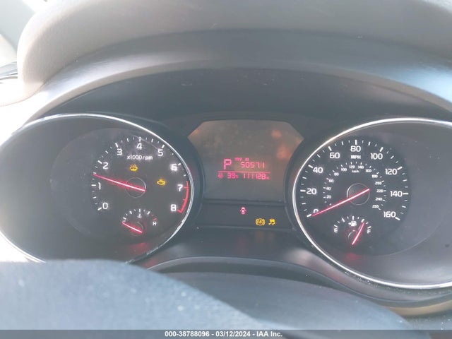 KIA SEDONA LX 2017 KNDMB5C17H6307509 Image 7