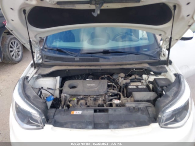KIA Soul 2017 KNDJN2A28H7476002 Image 10