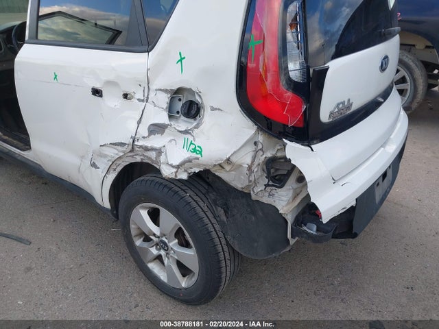 KIA Soul 2017 KNDJN2A28H7476002 Image 6