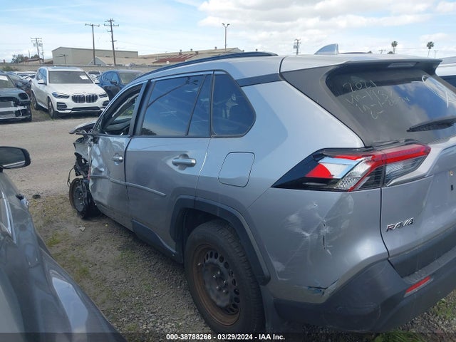 Toyota RAV4 LE 2021 JTMK1RFV9MD061987 Image 15