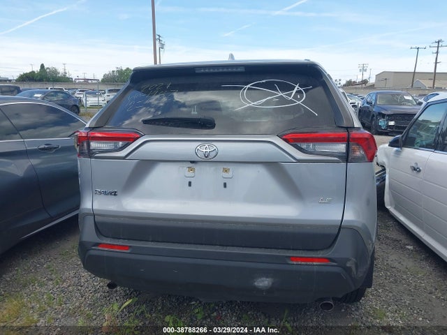 Toyota RAV4 LE 2021 JTMK1RFV9MD061987 Image 17