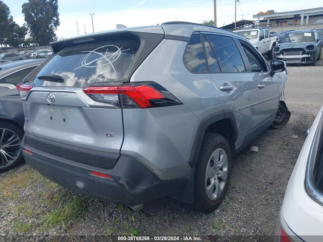 Toyota RAV4 LE 2021 JTMK1RFV9MD061987 Image 4