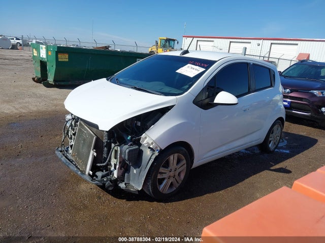 Chevrolet Spark 1lt Cvt 2015 KL8CD6S99FC805477 Image 2
