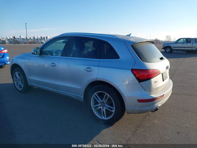 Audi Q5 2.0t Premium 2014 WA1LFAFP0EA001943 Image 3