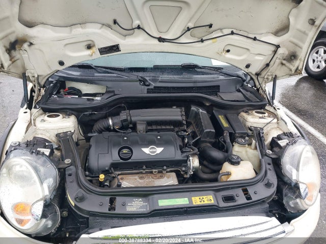 2007 MINI COOPER WMWMF33507TL78334 Photo 9