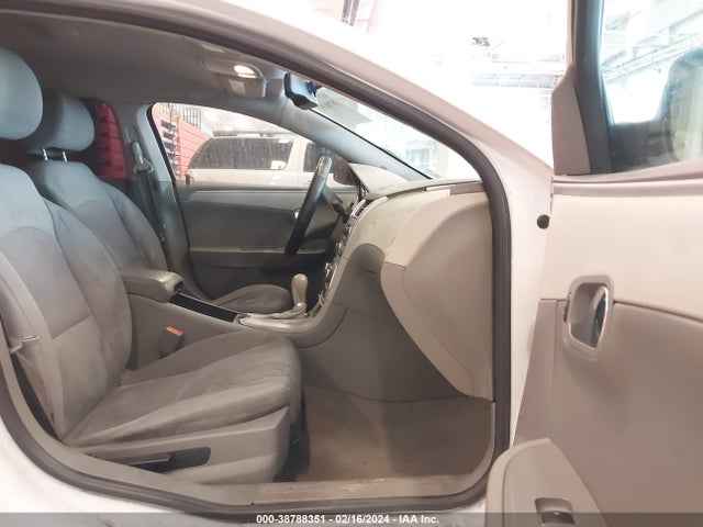 2010 CHEVROLET MALIBU LS VIN: 1G1ZB5EB7AF314115