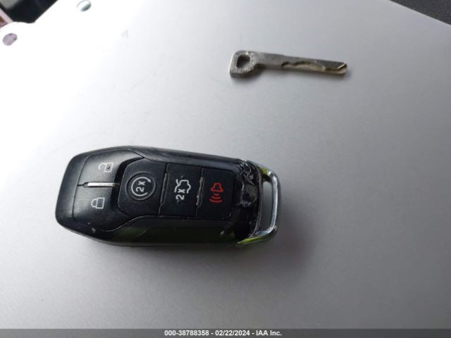 3LN6L2GK2FR602245 Lincoln MKZ