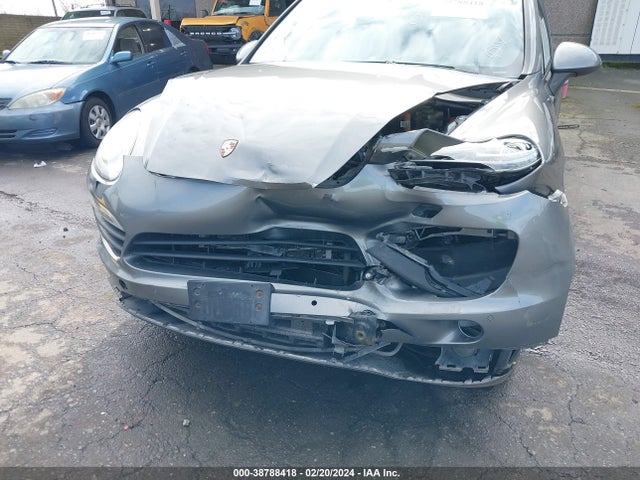 2014 PORSCHE CAYENNE HYBRID WP1AE2A20ELA51097 Photo 5